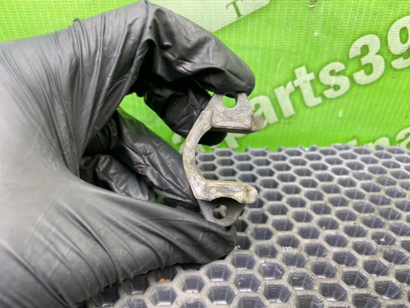 Кронштейн, 800 рублей, Калининград