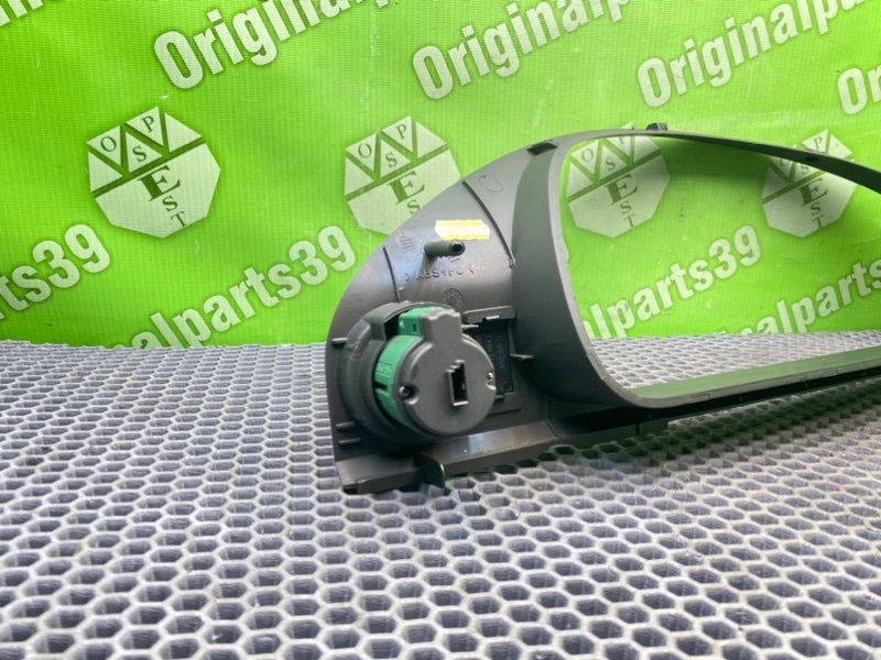 Рамка спидометра., 1000 рублей, Калининград