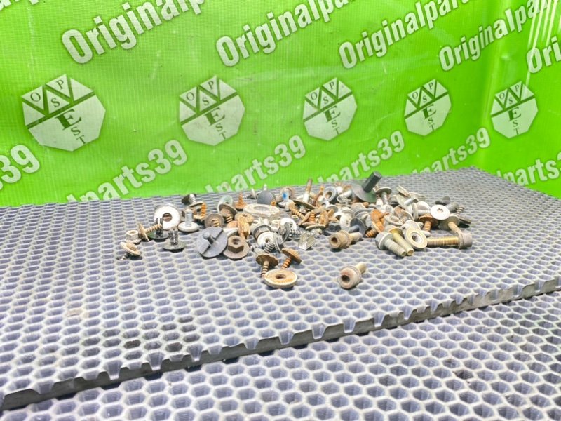 Болты, 1900 рублей, Калининград