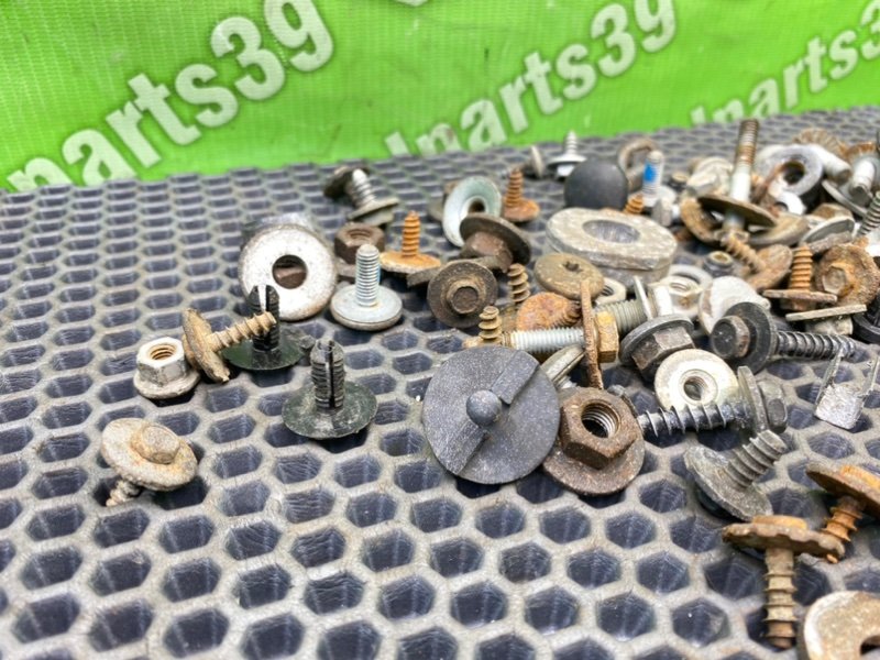 Болты, 1900 рублей, Калининград