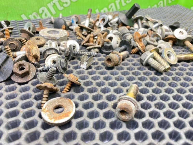 Болты, 1900 рублей, Калининград