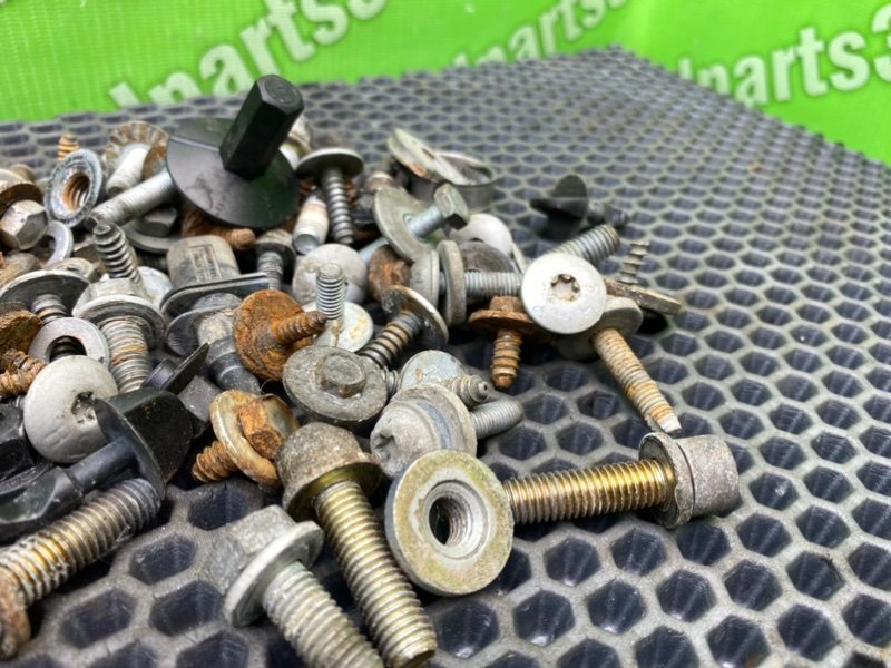 Болты, 1900 рублей, Калининград