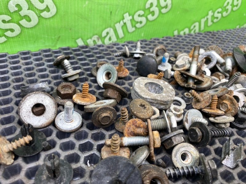 Болты, 1900 рублей, Калининград