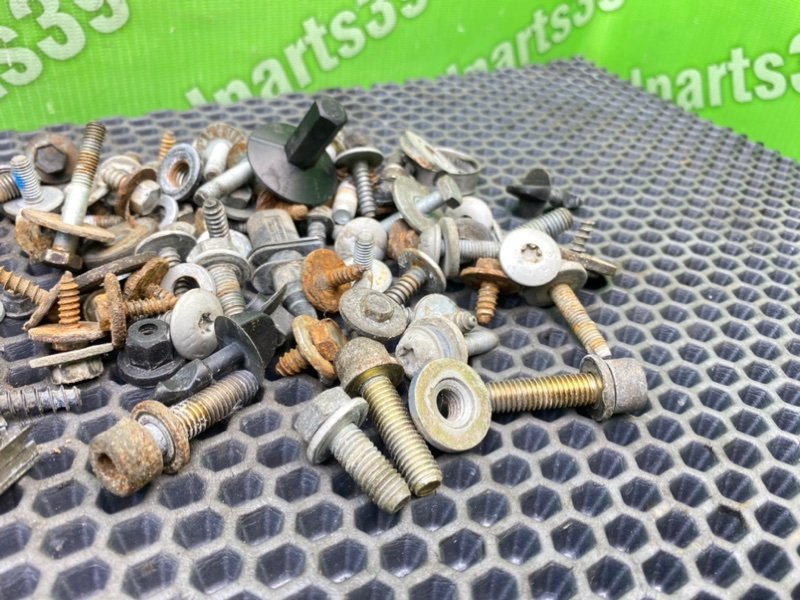 Болты, 1900 рублей, Калининград