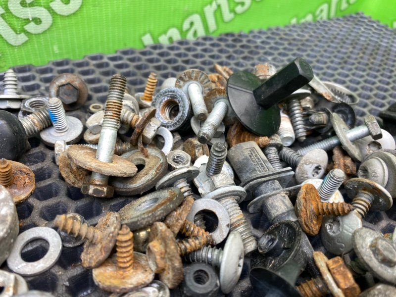 Болты, 1900 рублей, Калининград