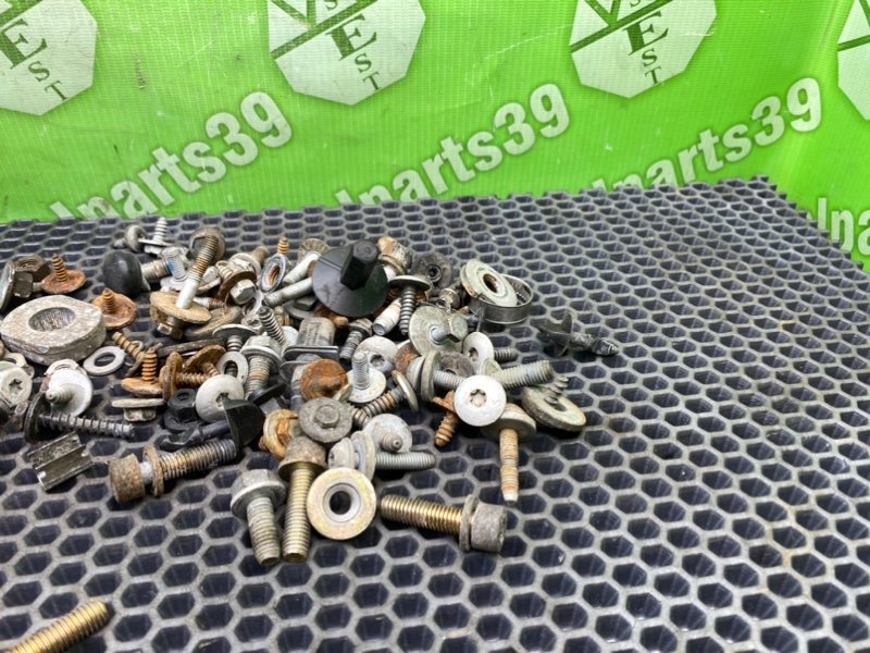 Болты, 1900 рублей, Калининград