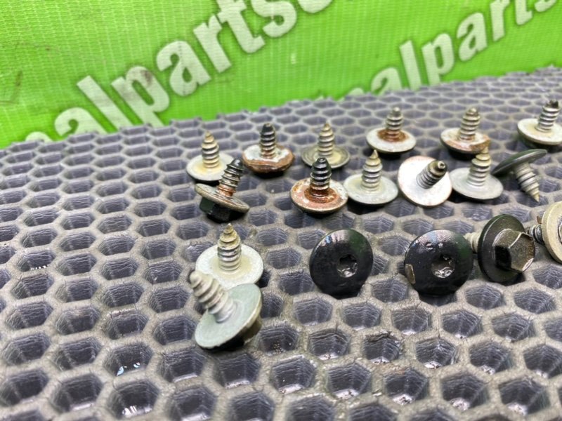 Болты крыла, 1600 рублей, Калининград