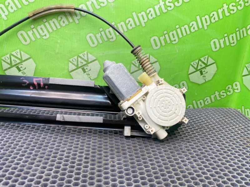 Стеклоподъемник, 2000 рублей, Калининград