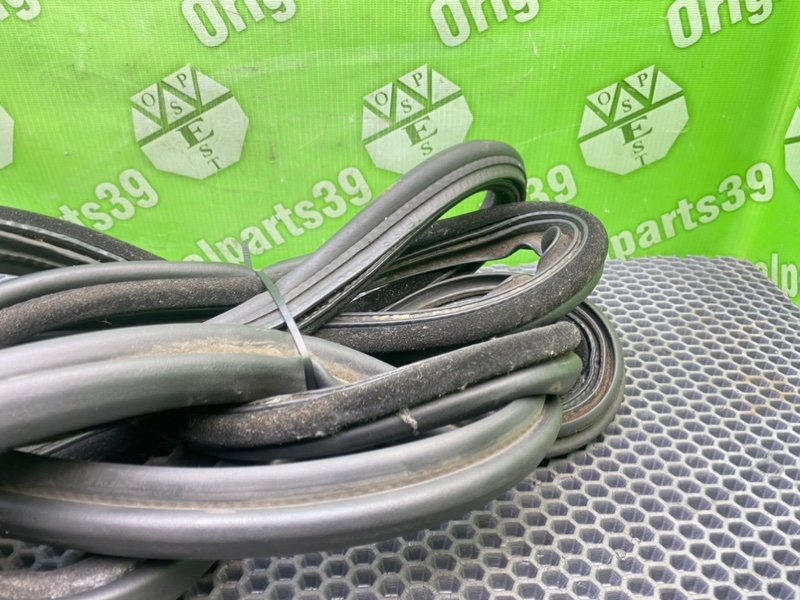 Резинка багажника, 1600 рублей, Калининград