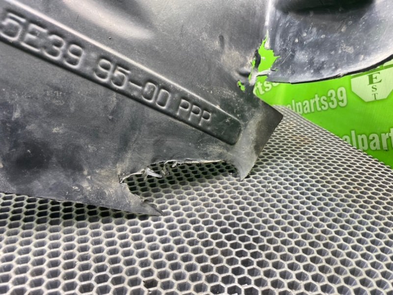 Подкрылок, 1000 рублей, Калининград