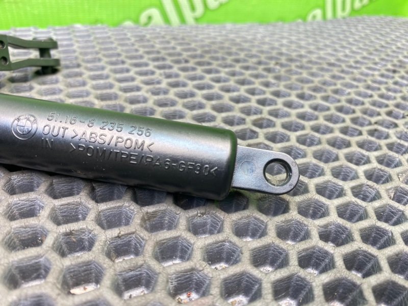 Демпфер бардачка, 1400 рублей, Калининград