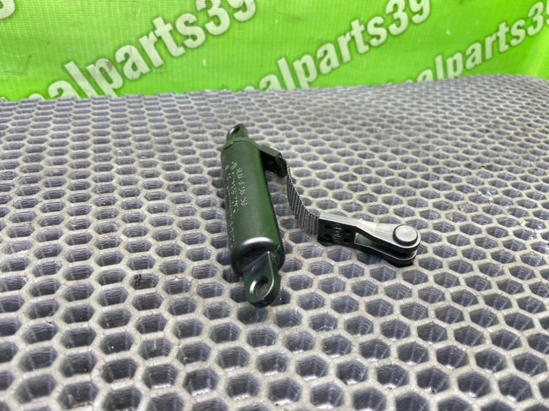 Демпфер бардачка, 1400 рублей, Калининград