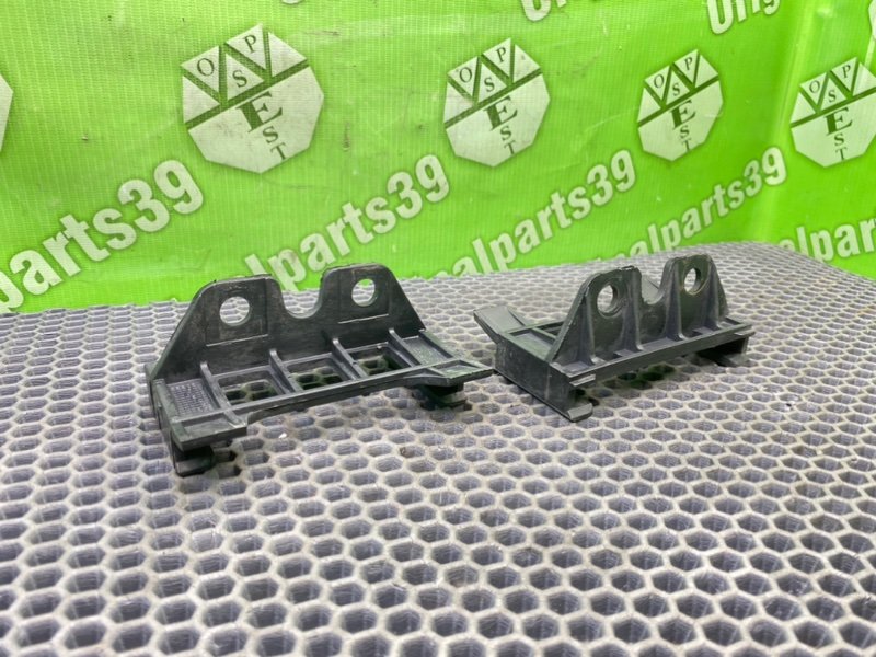 Кронштейны, 800 рублей, Калининград