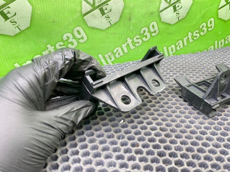 Кронштейны, 800 рублей, Калининград