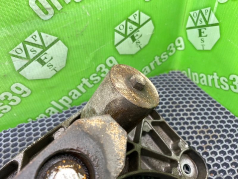 Траверса АКПП, 2900 рублей, Калининград