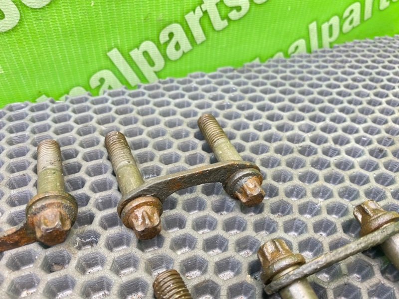 Болты приводов, 1200 рублей, Калининград