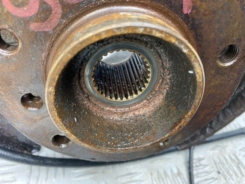 Поворотный кулак, 3900 рублей, Калининград