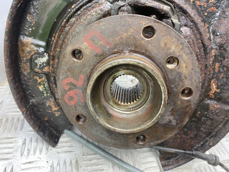 Поворотный кулак, 3700 рублей, Калининград