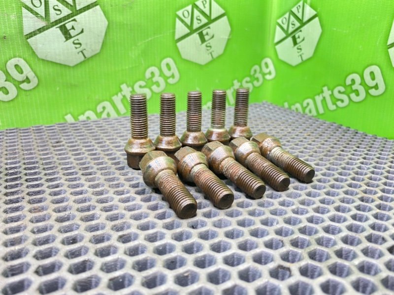 Колесные болты, 1500 рублей, Тверь