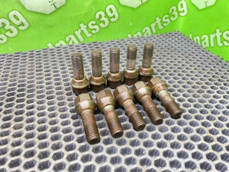 Колесные болты, 1500 рублей, Тверь