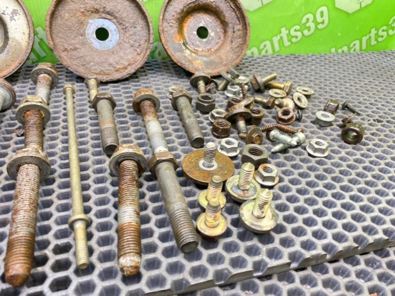 Болты подрамника, 2200 рублей, Калининград