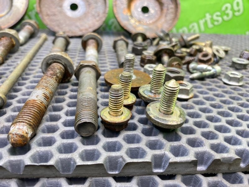 Болты подрамника, 2200 рублей, Калининград