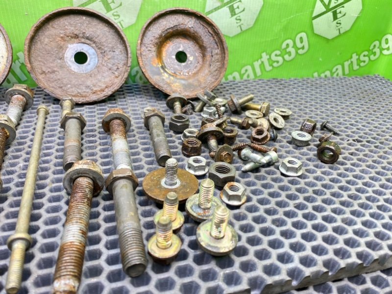 Болты подрамника, 2200 рублей, Калининград