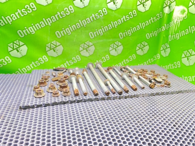 Болты подрамника, 1800 рублей, Калининград