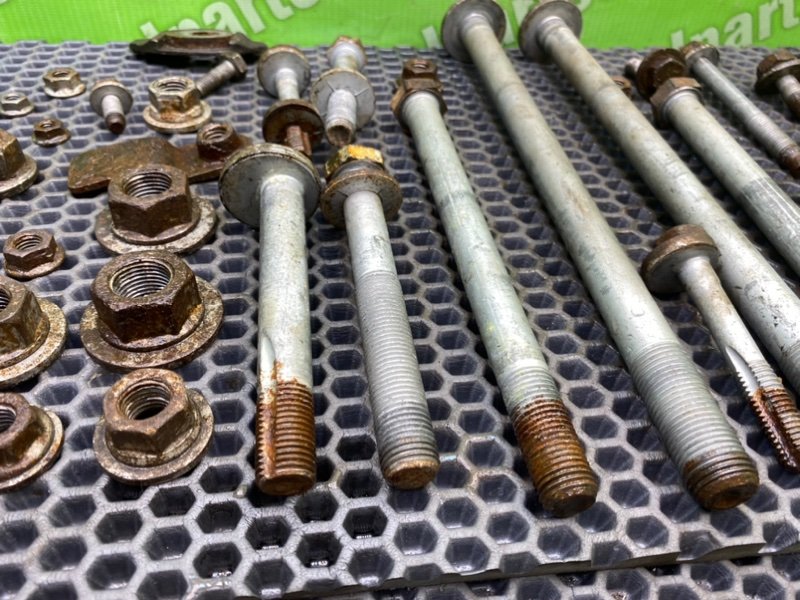 Болты подрамника, 1800 рублей, Калининград