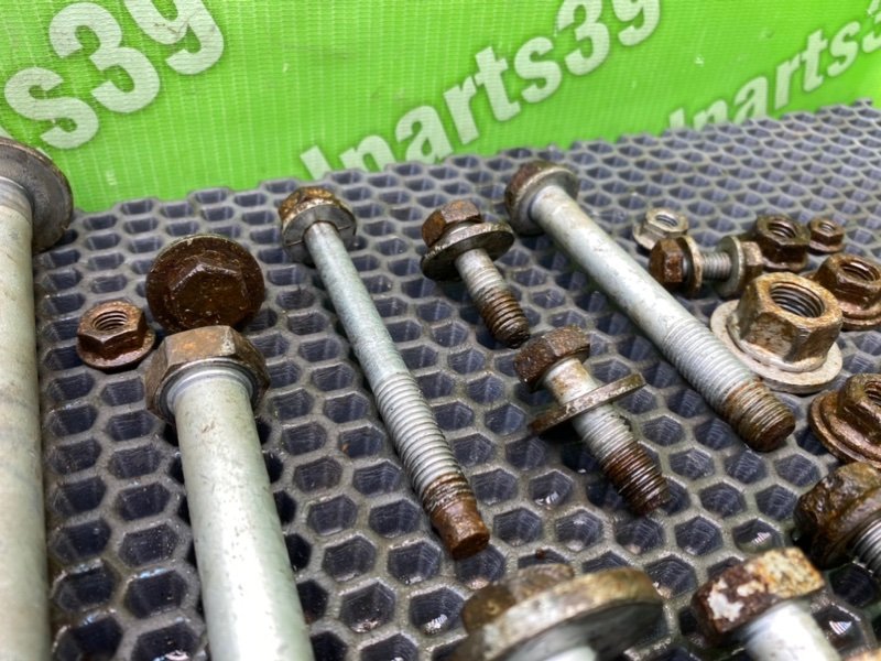 Болты подрамника, 1800 рублей, Калининград