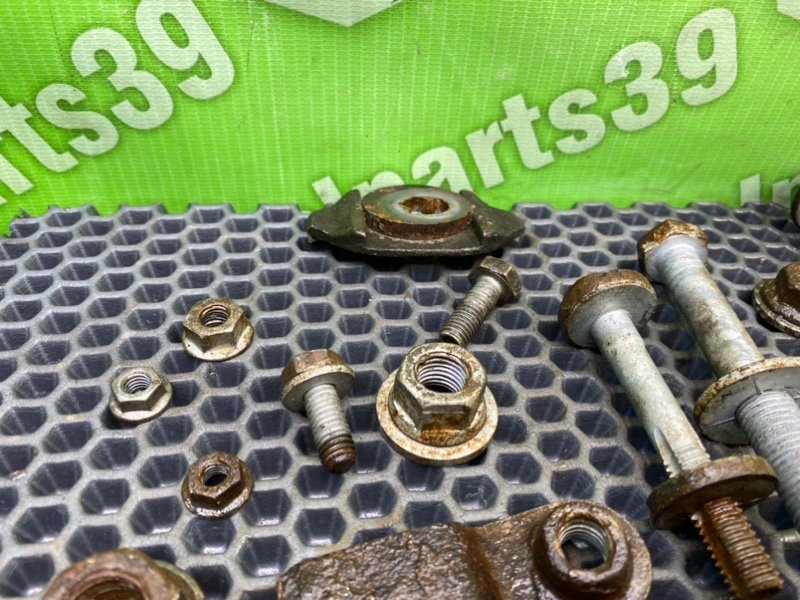 Болты подрамника, 1800 рублей, Калининград