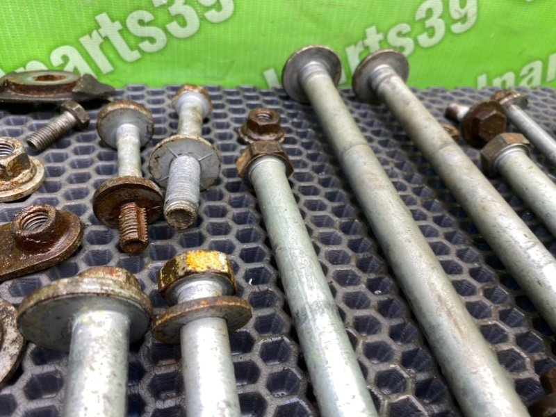 Болты подрамника, 1800 рублей, Калининград