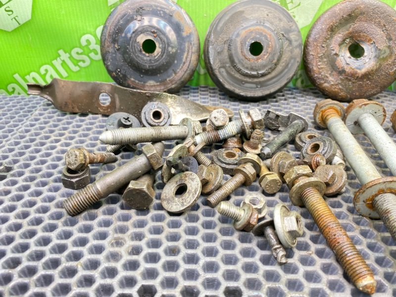 Болты подрамника, 2200 рублей, Калининград