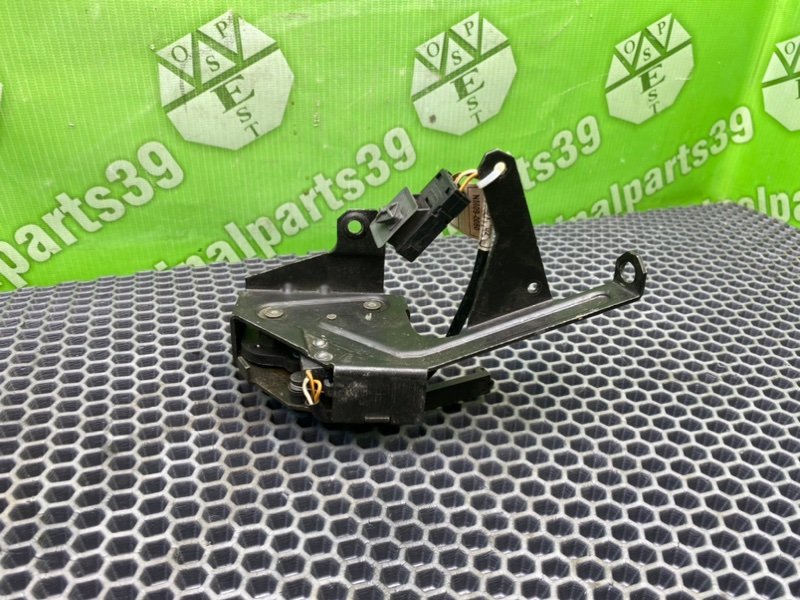 Замок стекла багажника, 1500 рублей, Калининград