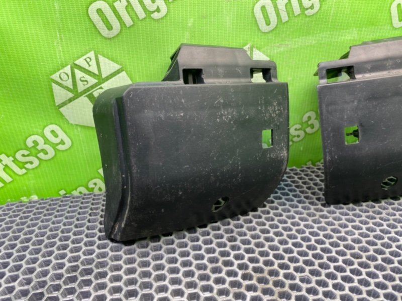 Кронштейны, 1000 рублей, Калининград