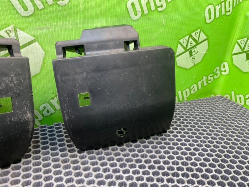 Кронштейны, 1000 рублей, Калининград