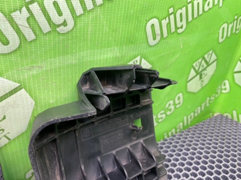 Кронштейны, 1000 рублей, Калининград