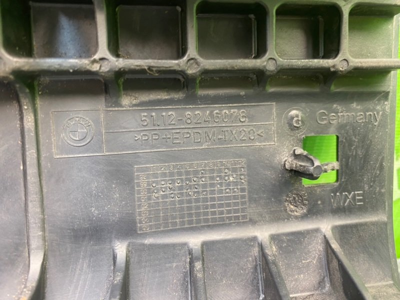 Кронштейны, 1000 рублей, Калининград