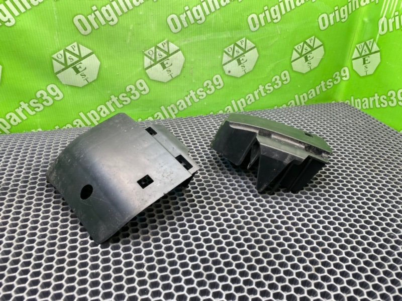 Кронштейны, 1000 рублей, Калининград