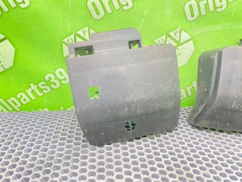 Кронштейны, 1000 рублей, Калининград