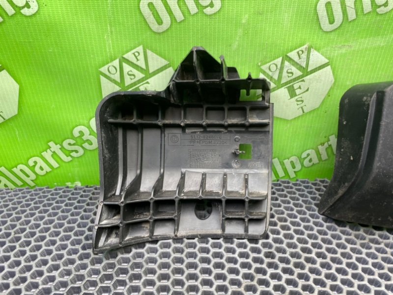 Кронштейны, 1000 рублей, Калининград