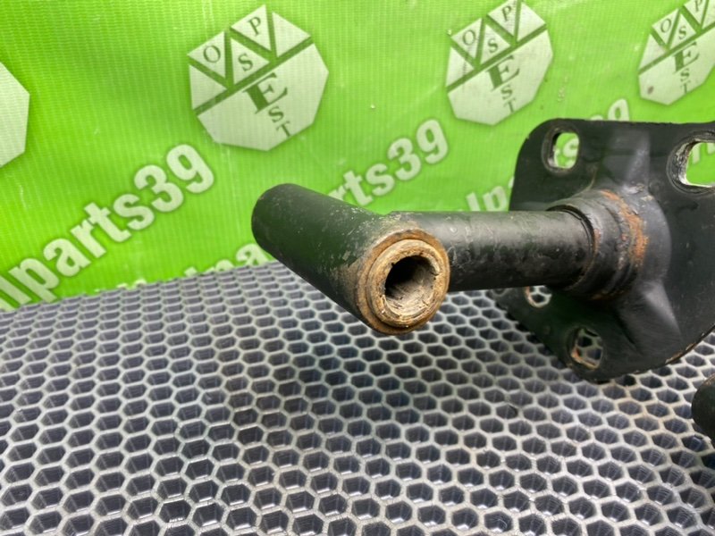 Кронштейн усилителя бампера, 1500 рублей, Калининград