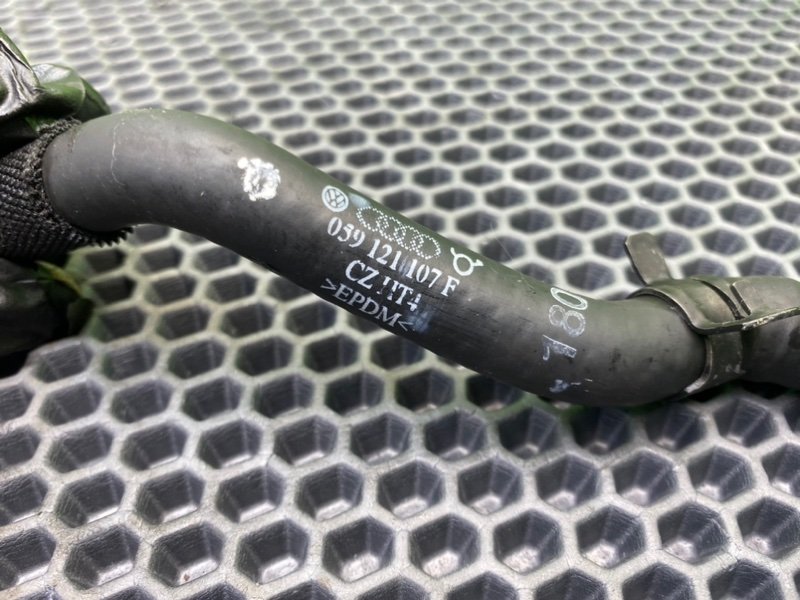 Патрубок системы охлаждения, 1200 рублей, Калининград