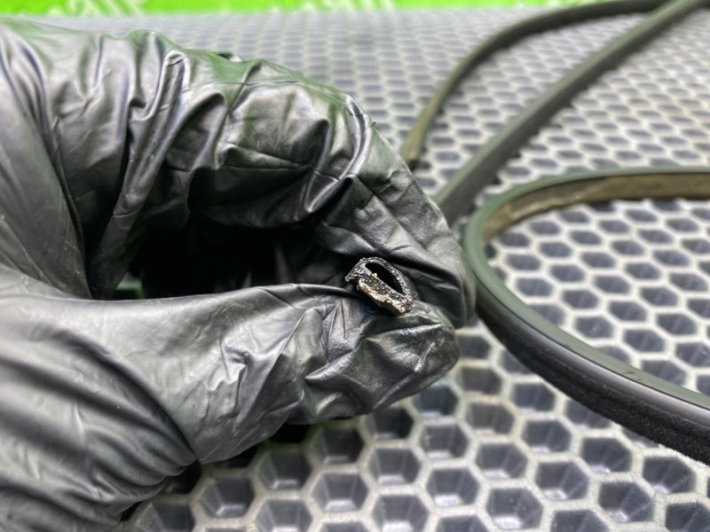 Резинка люка, 2100 рублей, Калининград