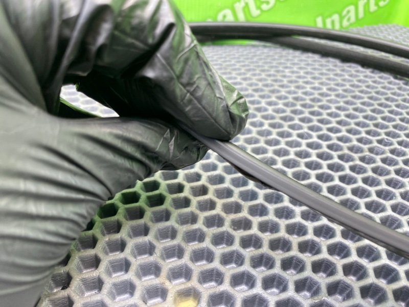 Резинка люка, 2100 рублей, Калининград