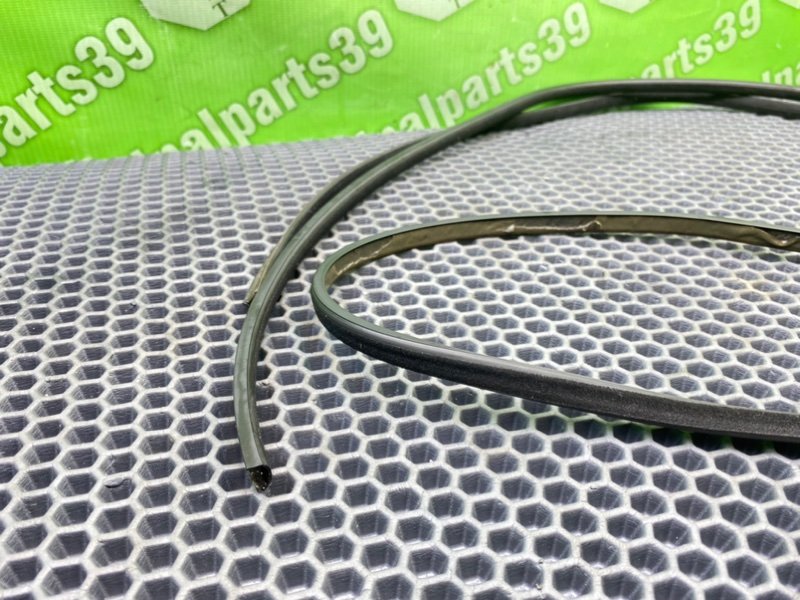 Резинка люка, 2100 рублей, Калининград