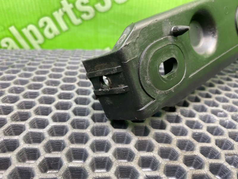 Кронштейн бампера, 1500 рублей, Калининград