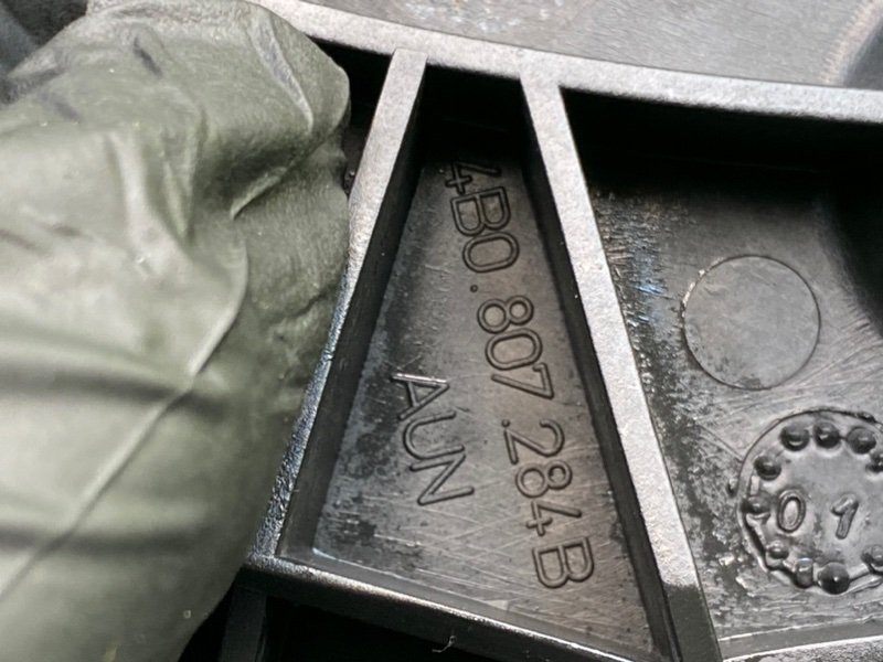 Кронштейн бампера, 1500 рублей, Калининград