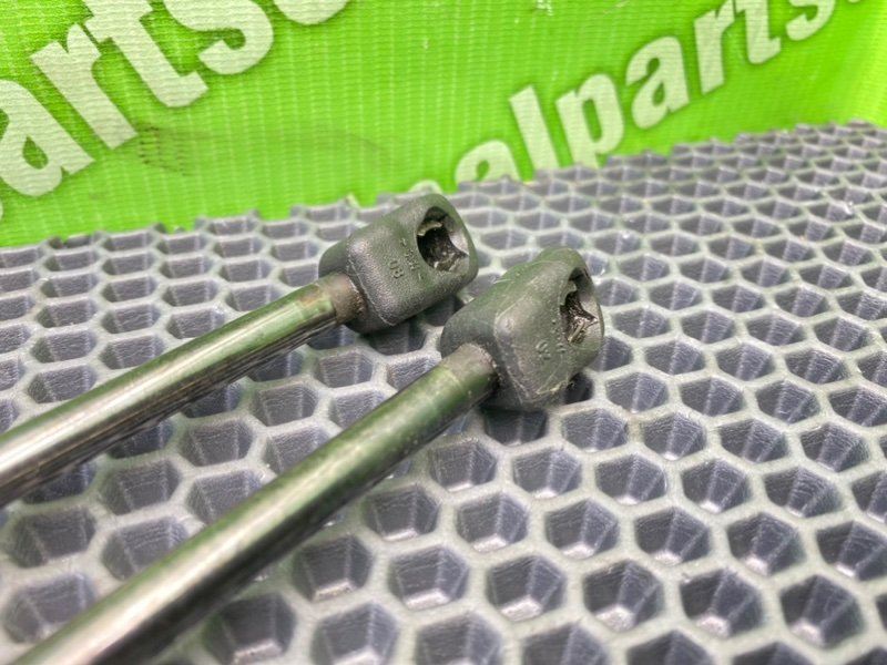 Амортизаторы багажника, 2100 рублей, Калининград