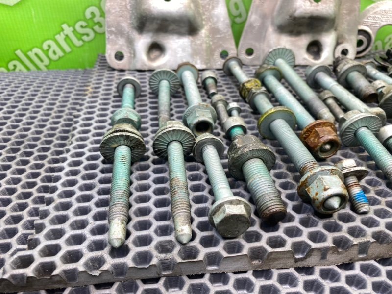 Болты подвески, 2200 рублей, Калининград